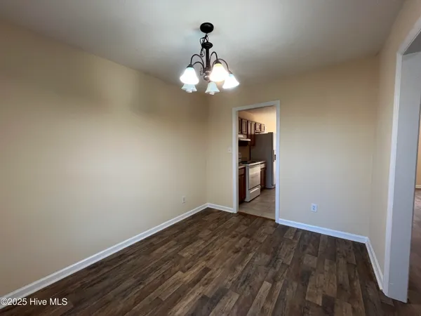 $1,400 | 5977 Burgaw Highway, Maple Hill, NC 28454