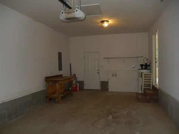 $1,400 | 5977 Burgaw Highway, Maple Hill, NC 28454