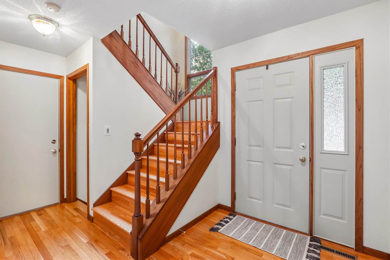 1934 Meadow Ridge Lane Iowa City, IA 52245 - Photo 15 of 40 Gallery Image 15