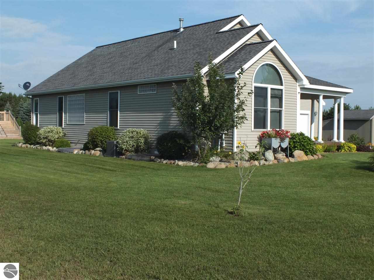 11084 Summit City Road Kingsley, MI 49649 - Photo 46 of 56 1789263-51.JPG