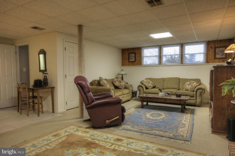 2711 Hunting Ridge Court Baldwin, MD 21013 - Photo 20 of 26 a living room with furniture