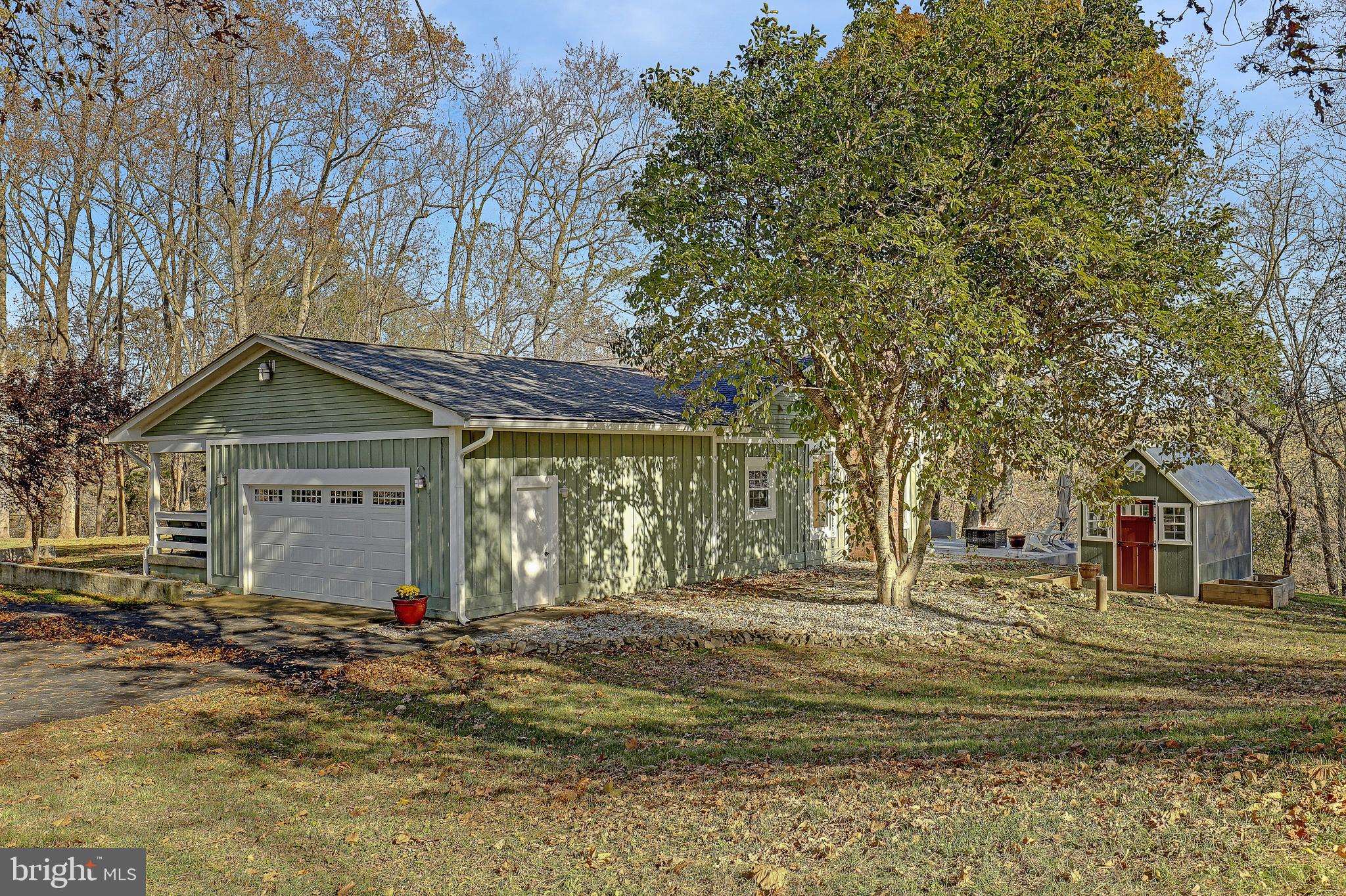 9271 Maidstone Road Delaplane, VA 20144 - Photo 43 of 49 Side of Home
