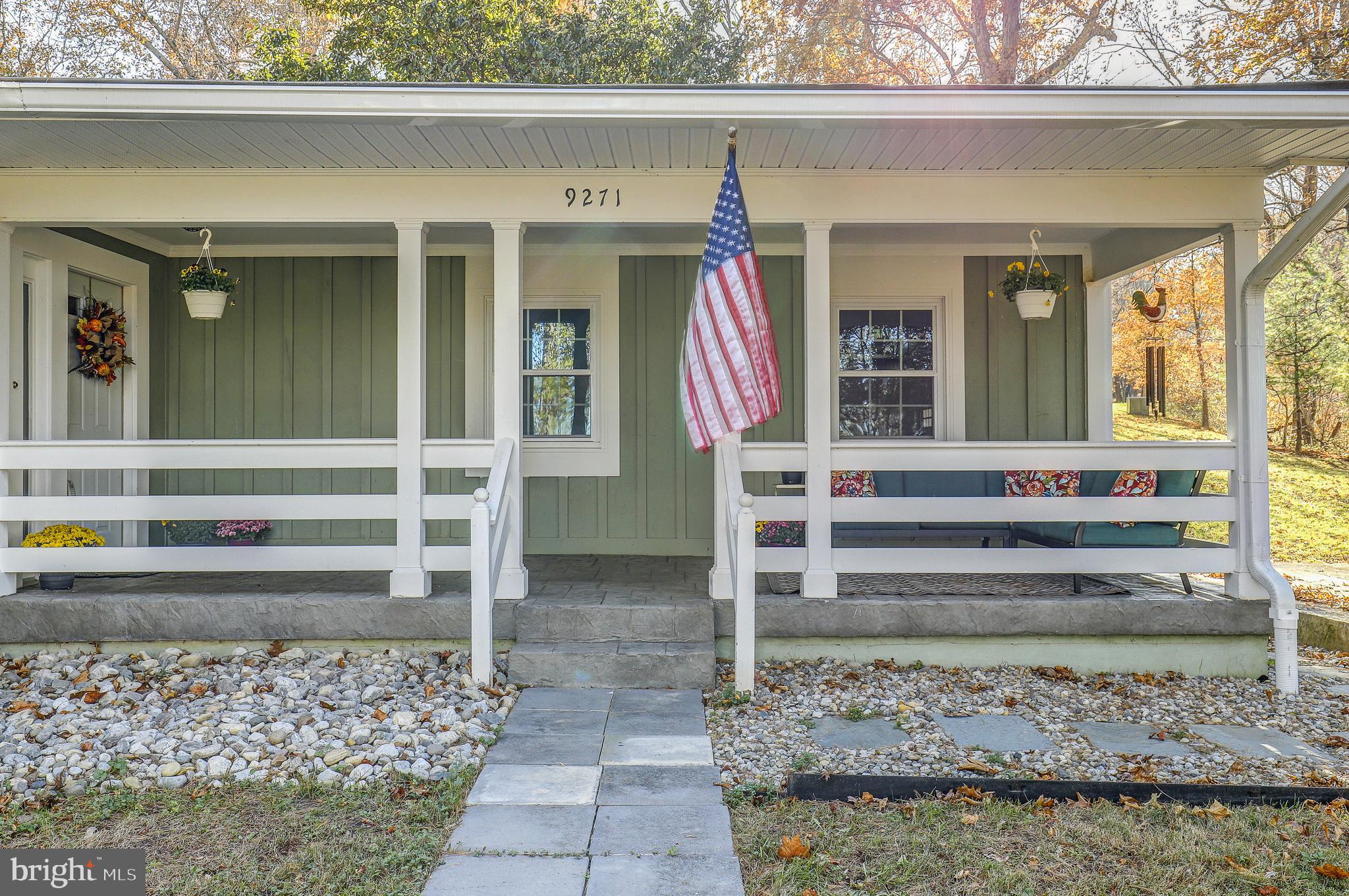 9271 Maidstone Road Delaplane, VA 20144 - Photo 7 of 49 Front Porch of Home