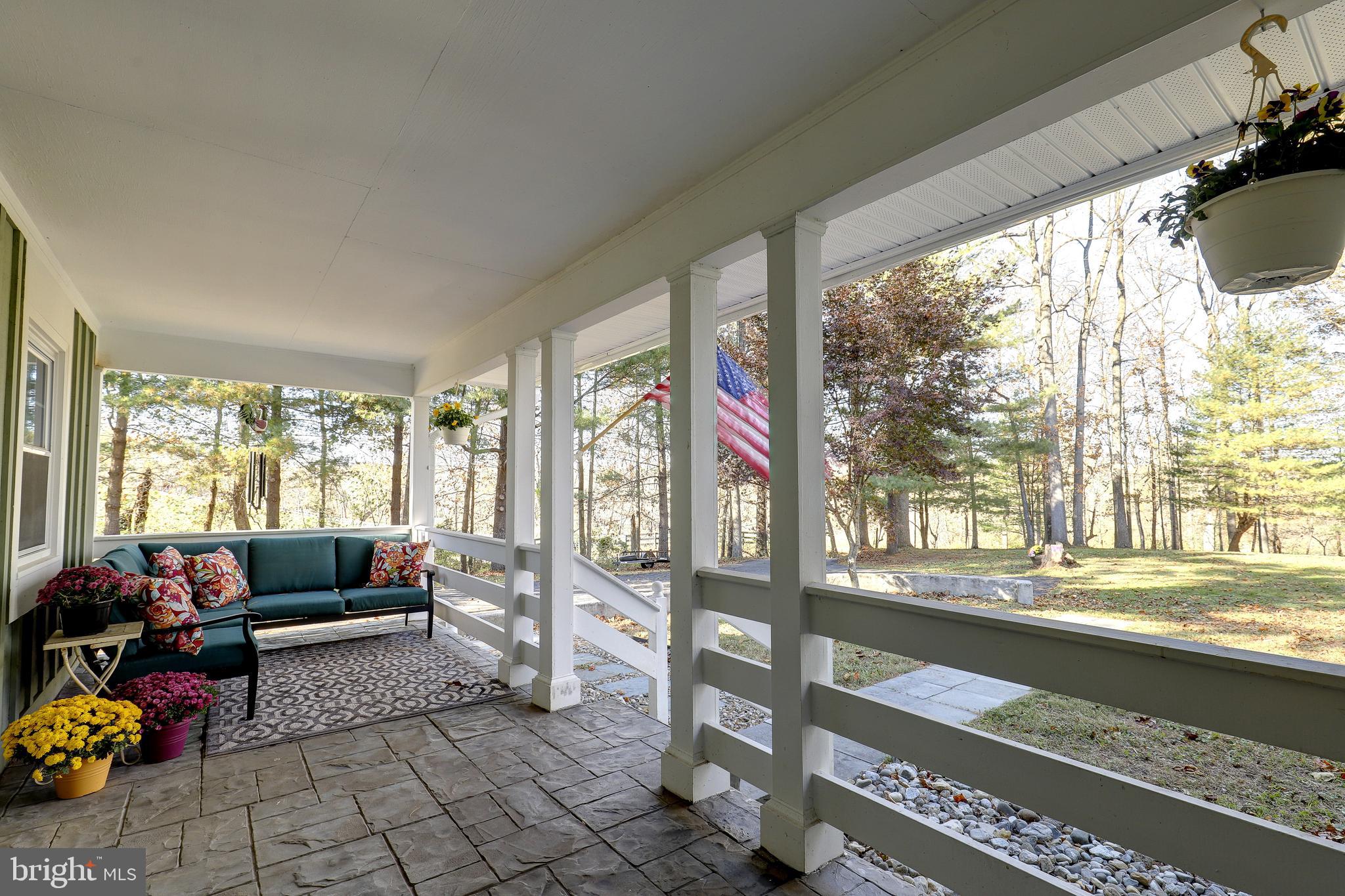 9271 Maidstone Road Delaplane, VA 20144 - Photo 8 of 49 Front Porch of Home