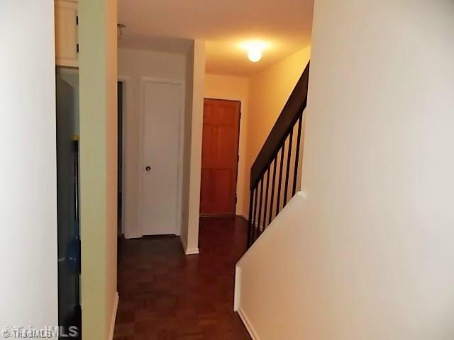 1726 B N Hamilton High Point High Point, NC 27262 - Photo 4 of 11 Entry.
