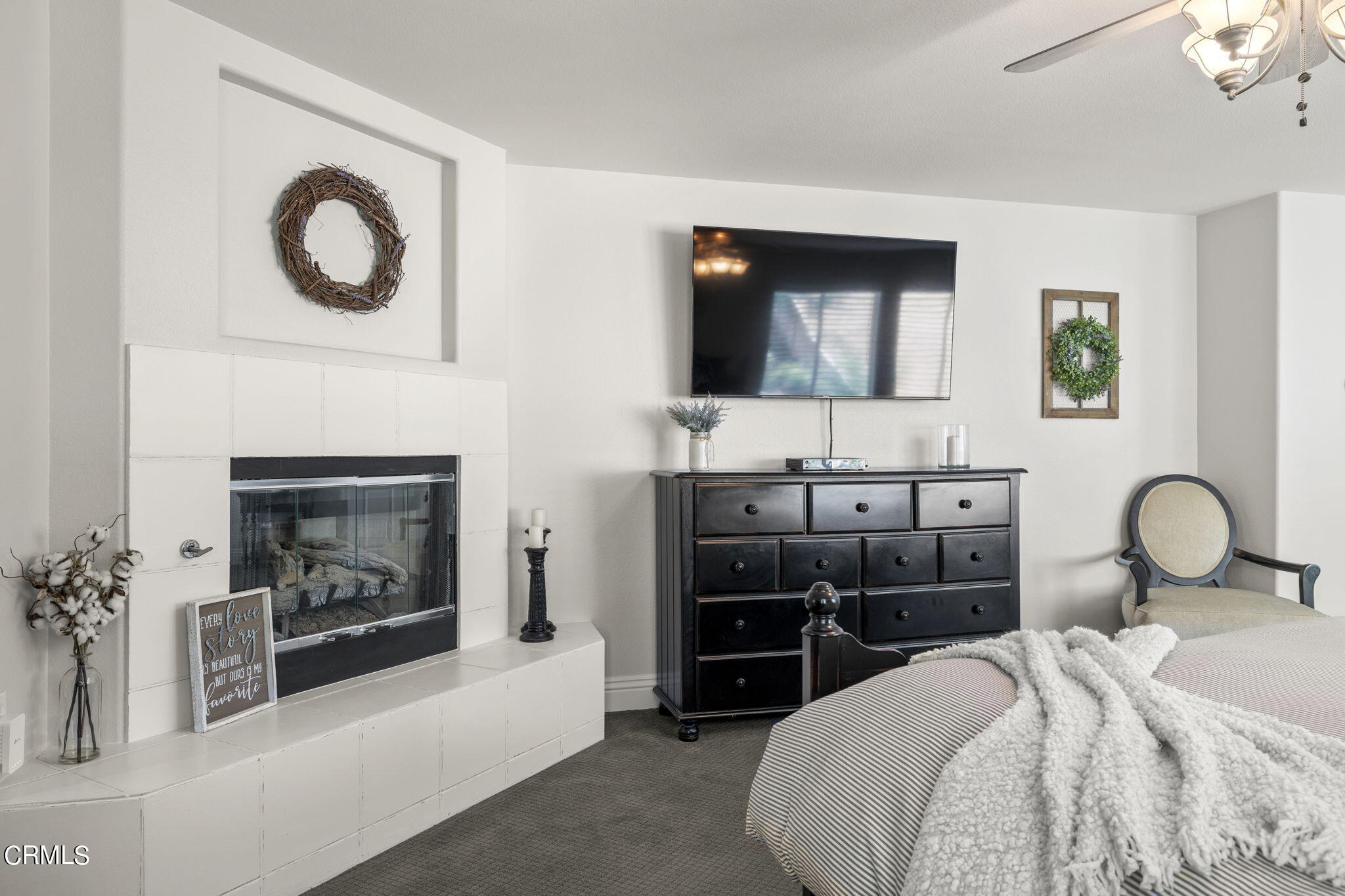 32807 Ridge Top Lane Castaic, CA 91384 - Photo 33 of 67 Primary Suite