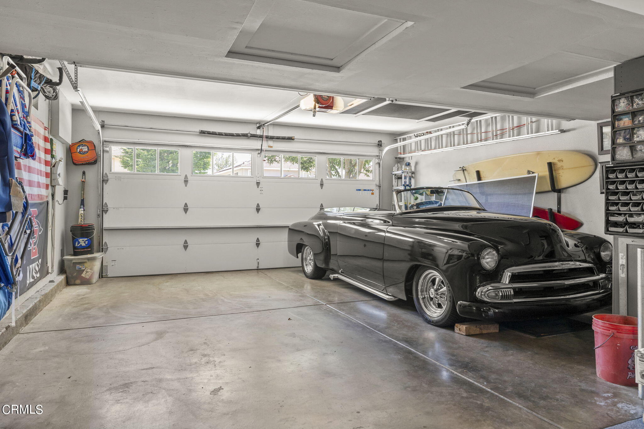32807 Ridge Top Lane Castaic, CA 91384 - Photo 47 of 67 Garage