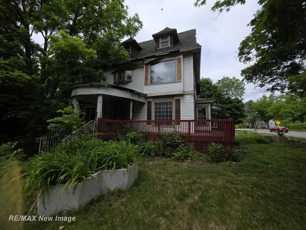 $39,900 | 1331 South Jefferson Avenue, Saginaw, MI 48601
