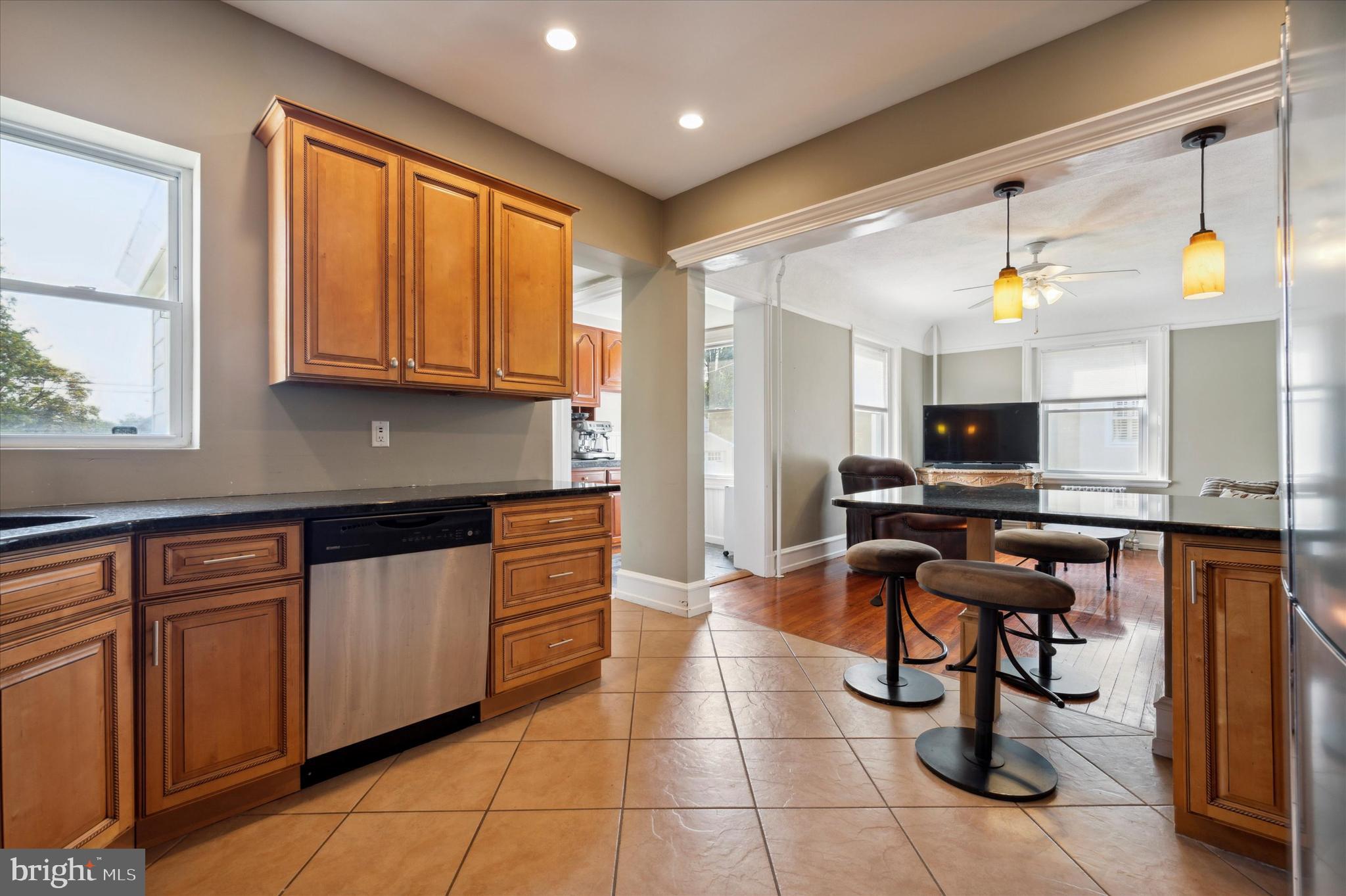 302 Lansdowne Road Havertown, PA 19083 - Photo 14 of 35