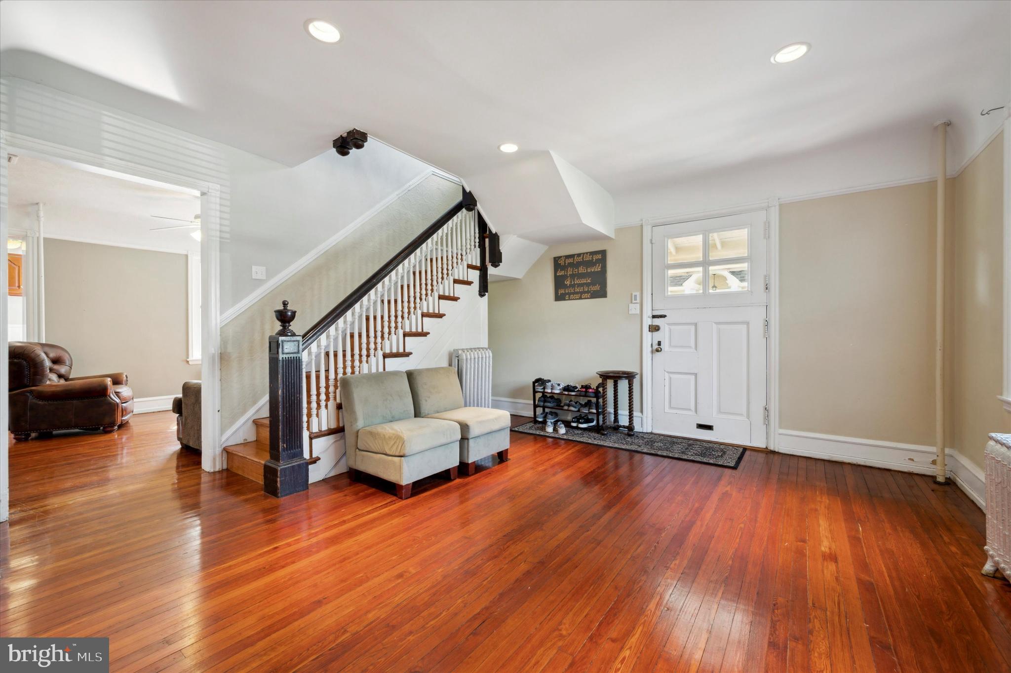 302 Lansdowne Road Havertown, PA 19083 - Photo 9 of 35