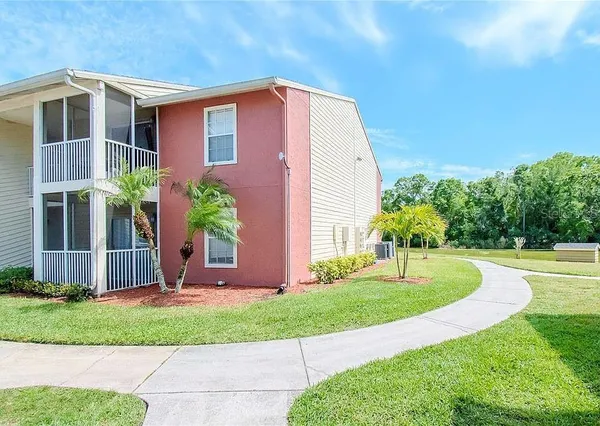 $169,000 | 806 Lake Haven Square, Unit 203, Brandon, FL 33511