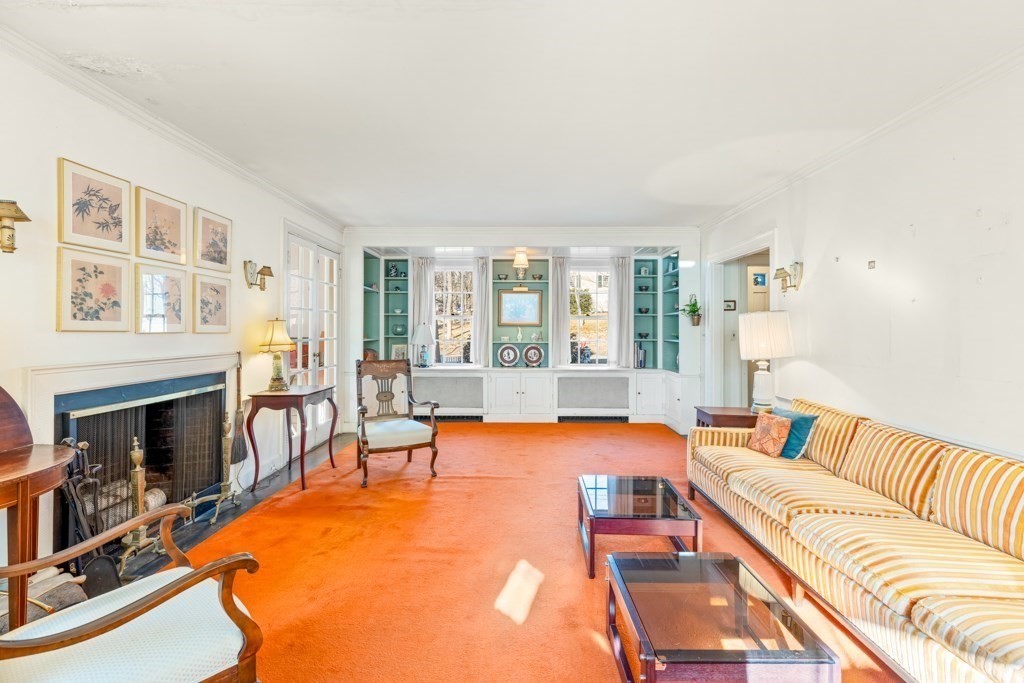 65 Brook Hill Road Milton, MA 02186 - Photo 3 of 38 Gallery Image 3