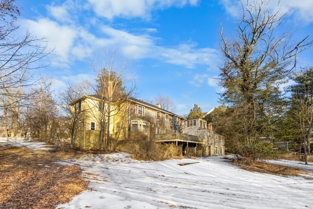 65 Brook Hill Road Milton, MA 02186 - Photo 32 of 38 Gallery Image 32