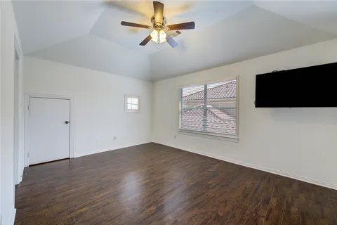 $1,490,000 | 14014 Hampton Cove Drive, Houston, TX 77077