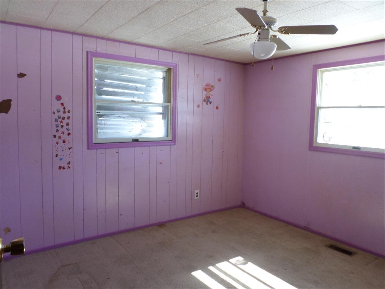 15427 Doris Road Bristol, IN 46507 - Photo 13 of 19 Gallery Image 13
