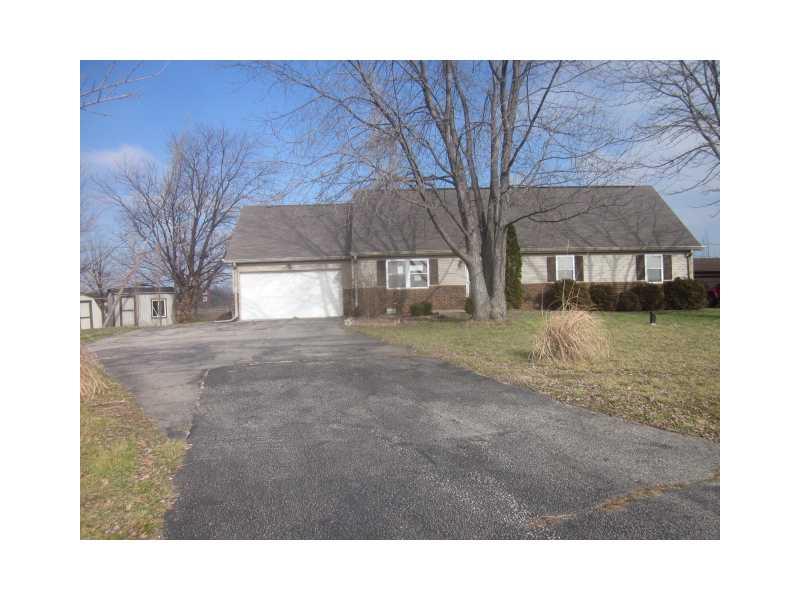 5562 Broyles Road Avon, IN 46123 - Photo 1 of 15 Gallery Image 1