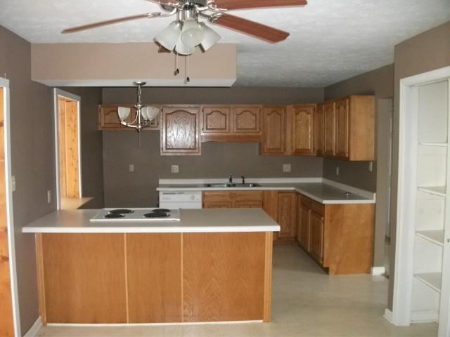 5562 Broyles Road Avon, IN 46123 - Photo 5 of 15 Gallery Image 5