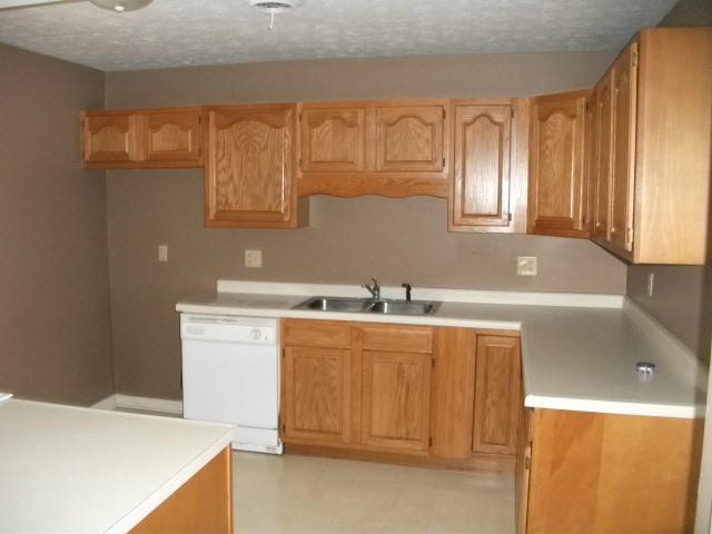 5562 Broyles Road Avon, IN 46123 - Photo 6 of 15 Gallery Image 6