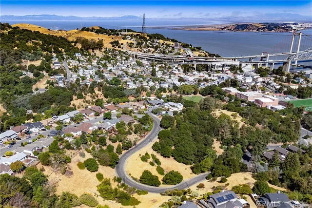 $100,000 | 0 Rolph Park Drive, Crockett, CA 94525