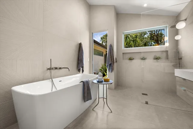 $6,925,000 | 4004 Via Laguna, Santa Barbara, CA 93110