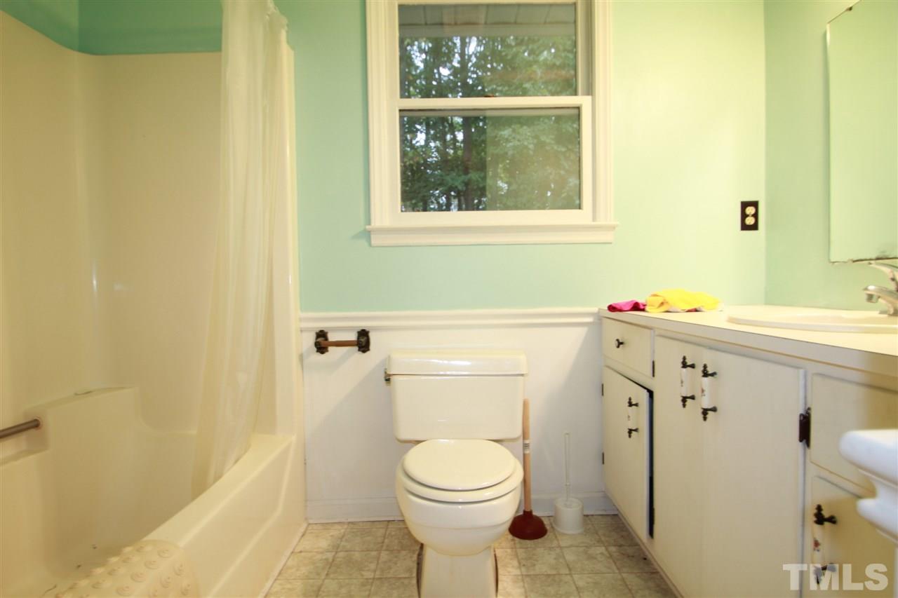 124 Younger Road Roxboro, NC 27573 - Photo 7 of 9