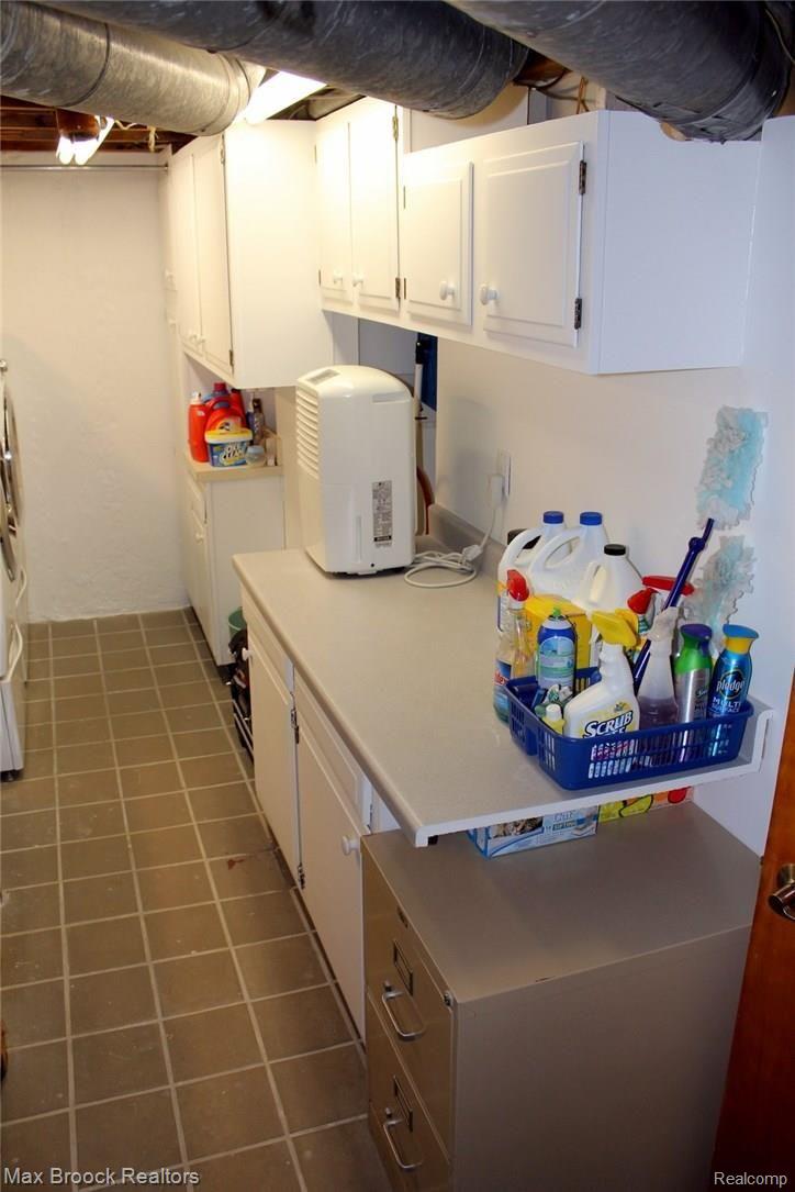 1051 North Adams Road, Unit 22 Birmingham, MI 48009 - Photo 22 of 30 Immaculate!