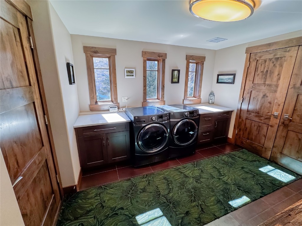 11 West Independence Road Keystone, CO 80435 - Photo 25 of 50 a utility room with dryer and washer