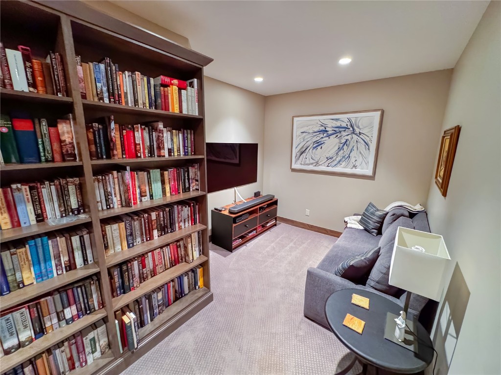 11 West Independence Road Keystone, CO 80435 - Photo 29 of 50 a living room with large lots of books on the wall