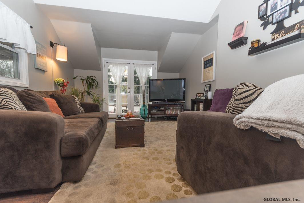 141 Wemple Road Bethlehem, NY 12077 - Photo 7 of 23 Photo 7