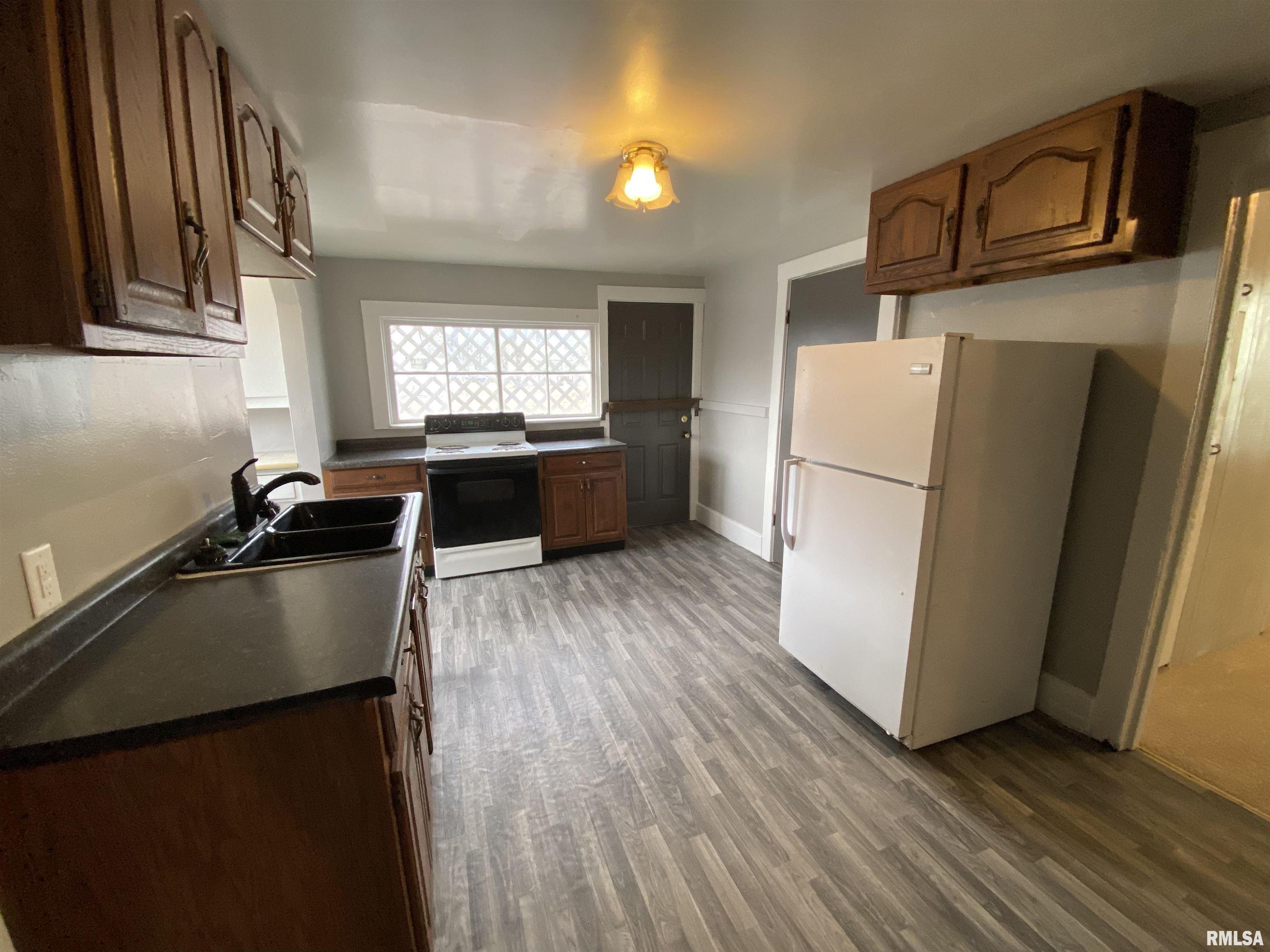 1629 South 16th Street Springfield, IL 62703 - Photo 11 of 33