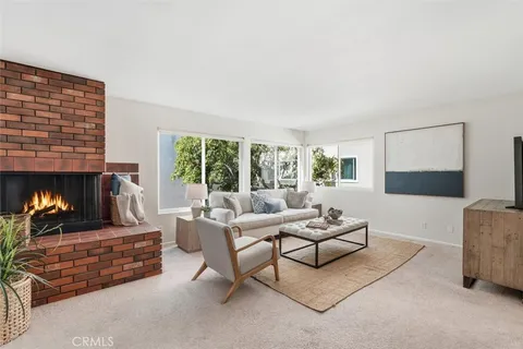 $1,650,000 | 145 Palm Drive, Hermosa Beach, CA 90254