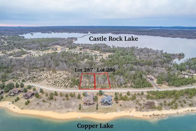 $49,000 | N8042 North Shore Drive, New Lisbon, WI 53950