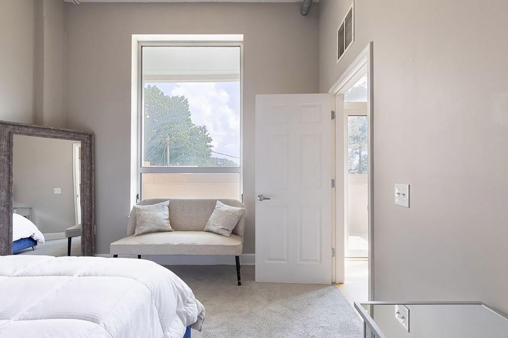 3820 Roswell Road, Unit 205 Atlanta, GA 30342 - Photo 14 of 27