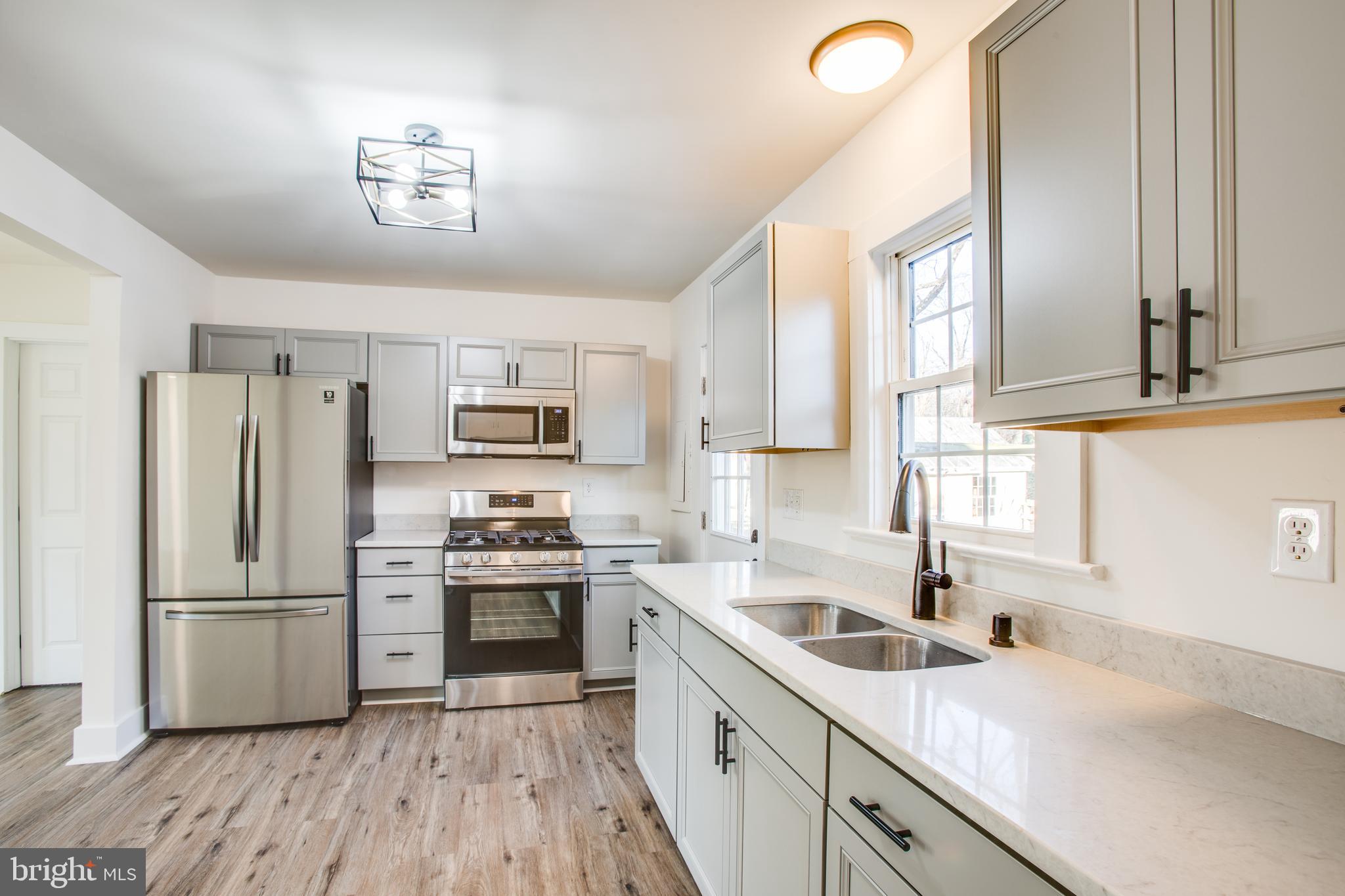154 Truslow Road Fredericksburg, VA 22405 - Photo 13 of 36 Gallery Image 13