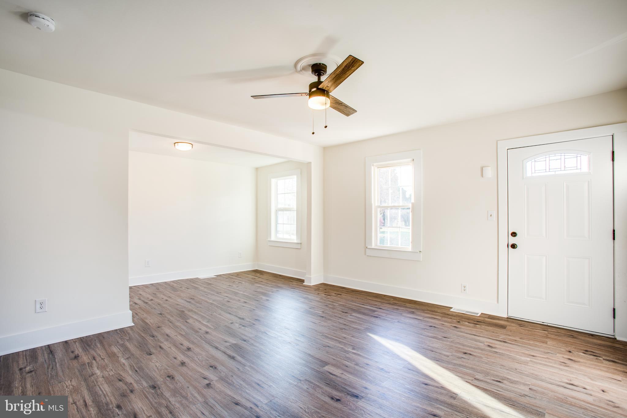 154 Truslow Road Fredericksburg, VA 22405 - Photo 5 of 36 Gallery Image 5