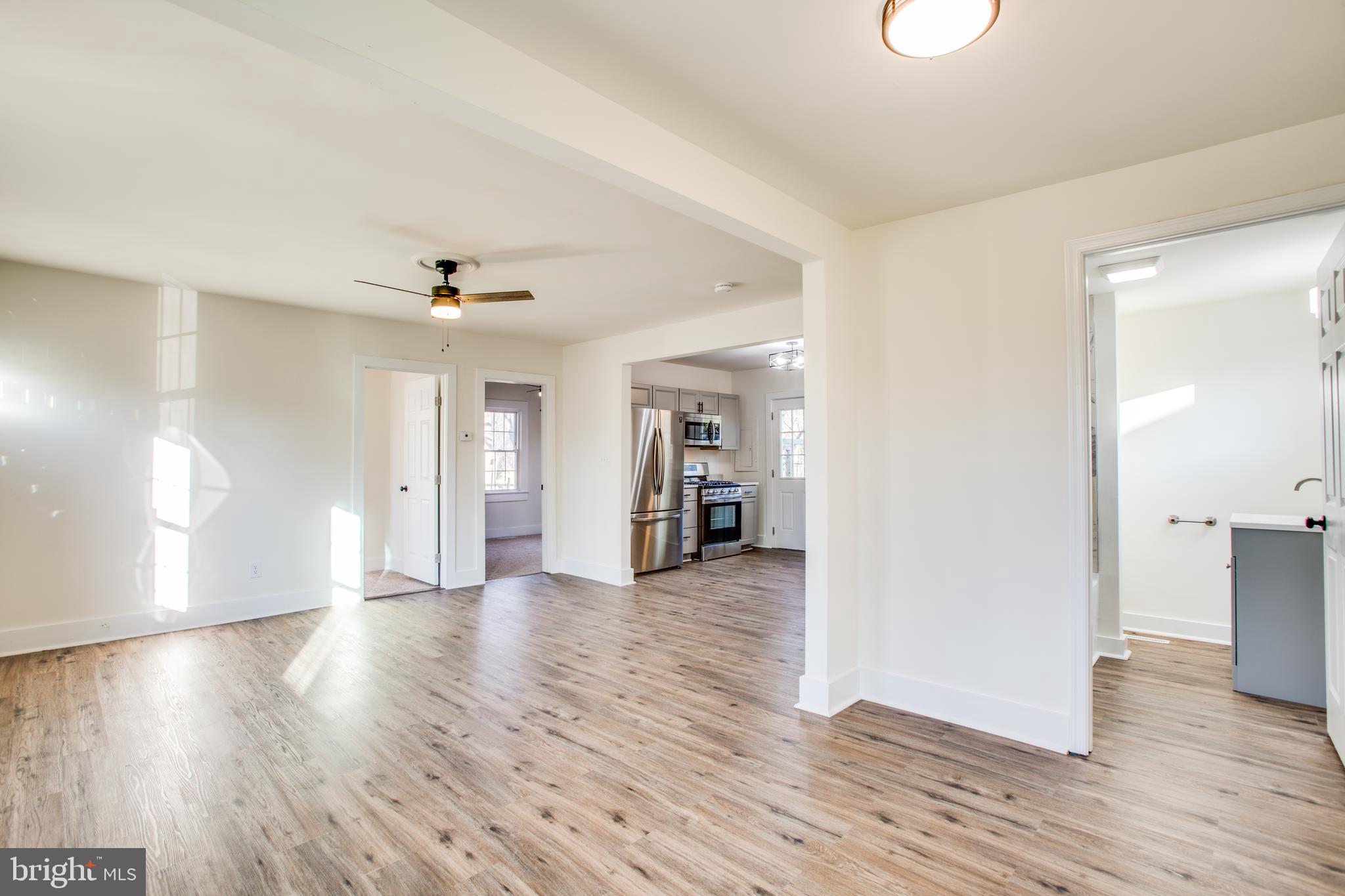 154 Truslow Road Fredericksburg, VA 22405 - Photo 7 of 36 Gallery Image 7