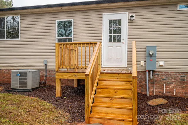 $239,900 | 130 Inglebrook Lane, Bessemer City, NC 28016