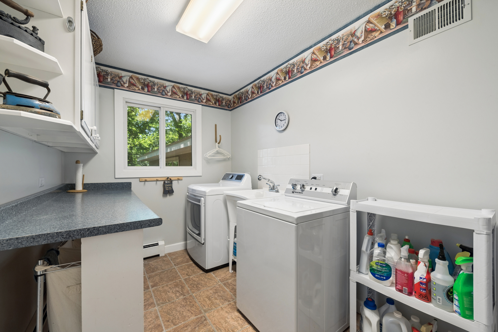 3605 Oak Ridge Road Crystal Lake, IL 60012 - Photo 10 of 24