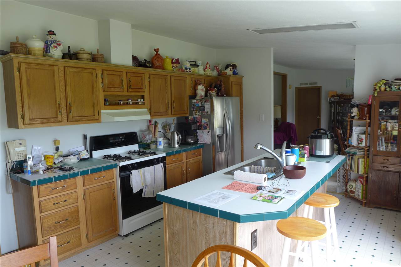 6777 Peters Road Boyne Falls, MI 49713 - Photo 36 of 57 1831661-35.JPG