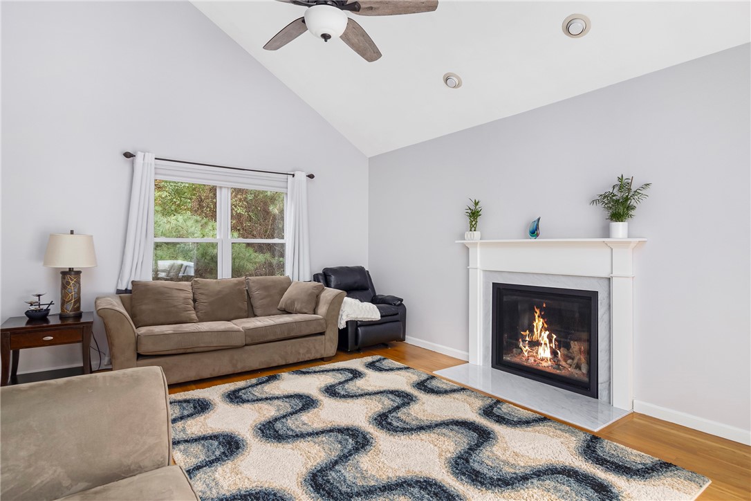 2195 Division Road East Greenwich, RI 02818 - Photo 18 of 49 Gallery Image 18