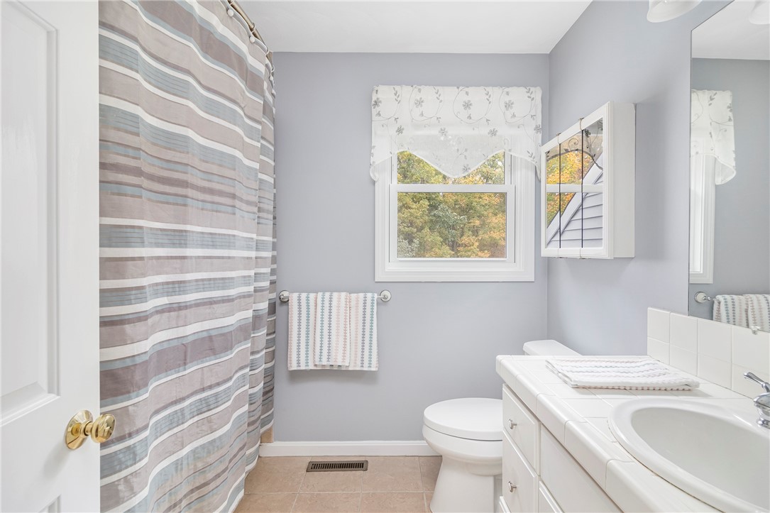 2195 Division Road East Greenwich, RI 02818 - Photo 29 of 49 Gallery Image 29
