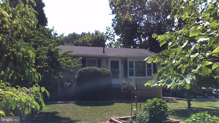 19 Walnut Grove Road Charles Town, WV 25414 - Photo 22 of 22 Exterior (Front)