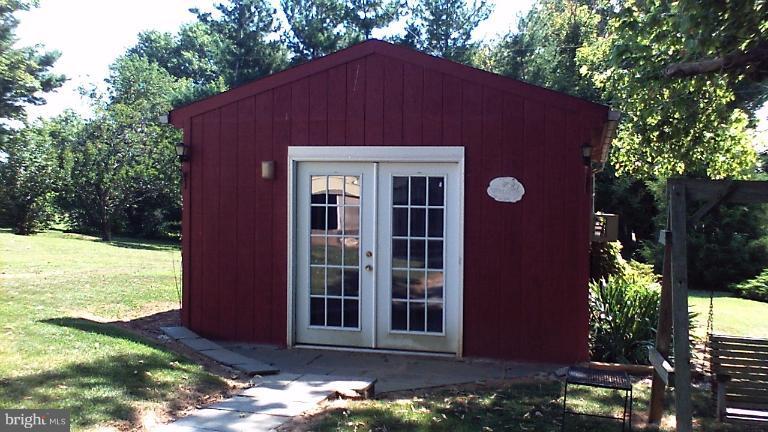19 Walnut Grove Road Charles Town, WV 25414 - Photo 9 of 22 Separate 22' x 14' Building
