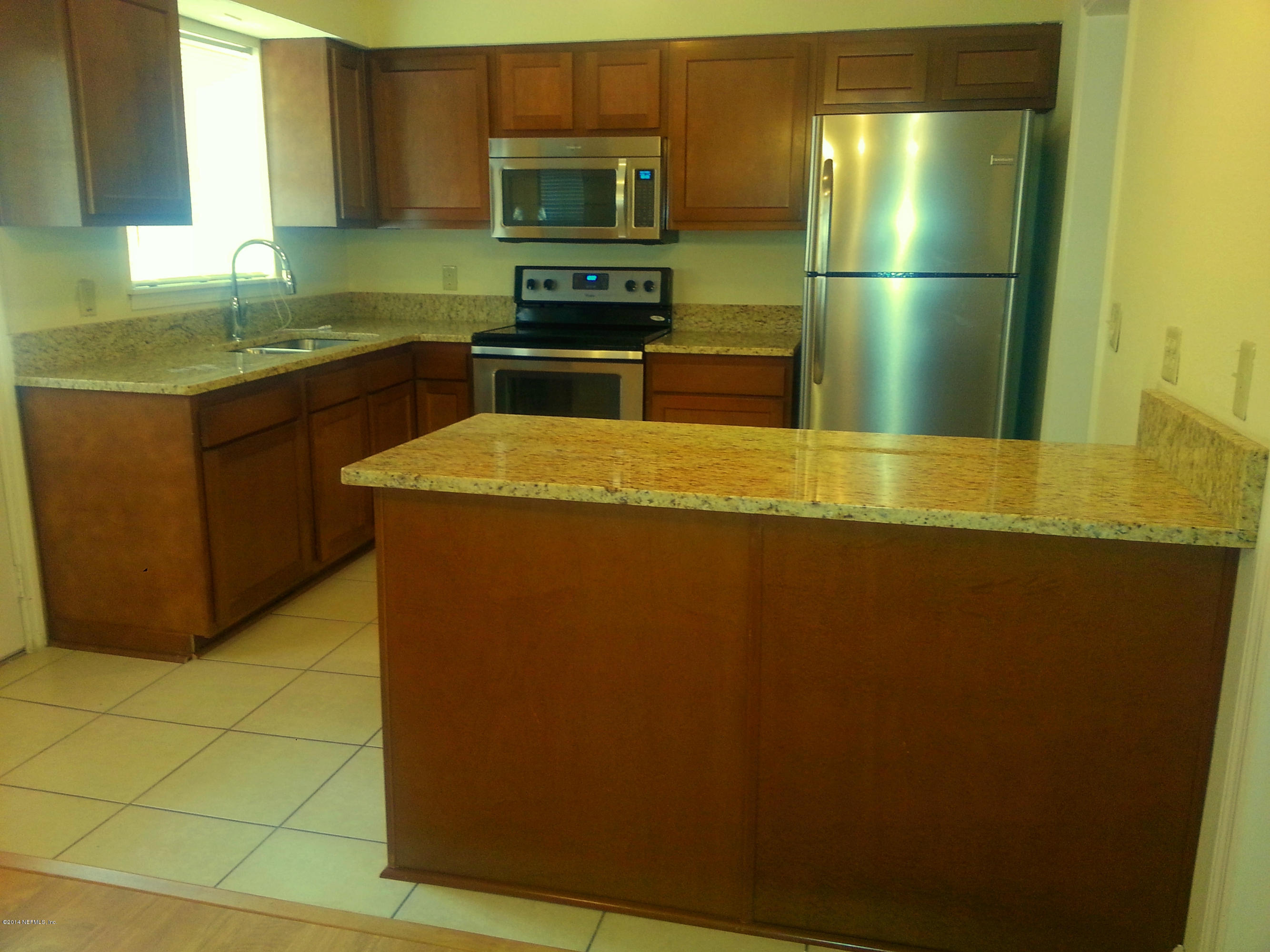 10586 Jolynn Road Jacksonville, FL 32225 - Photo 6 of 14 KITCHEN