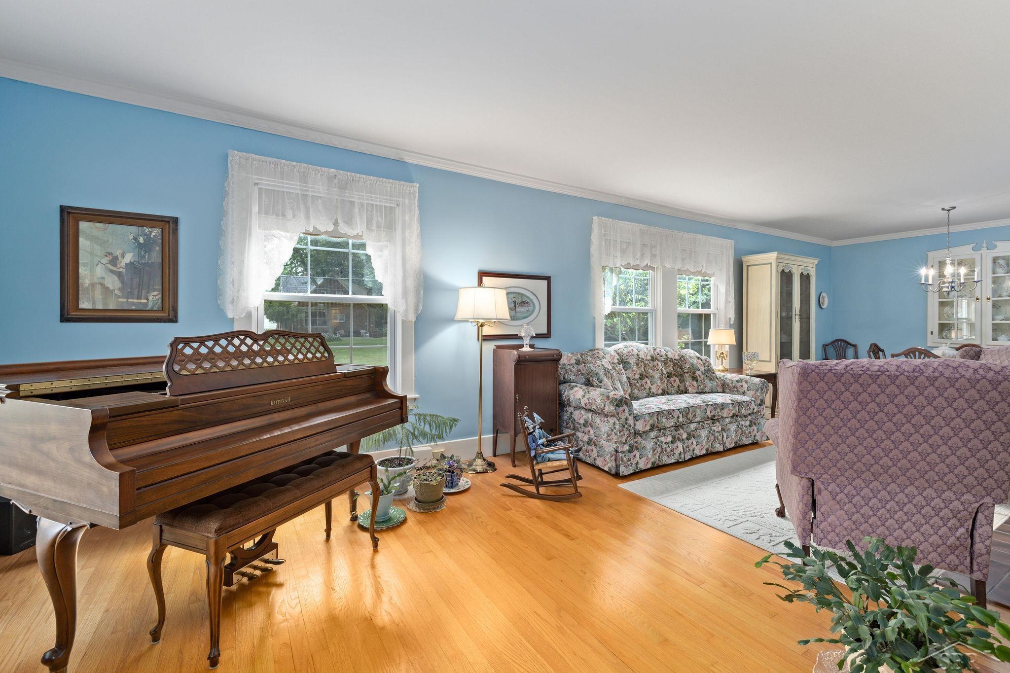 1535 Hemmeter Road Saginaw, MI 48638 - Photo 7 of 46 50083986-6.JPG