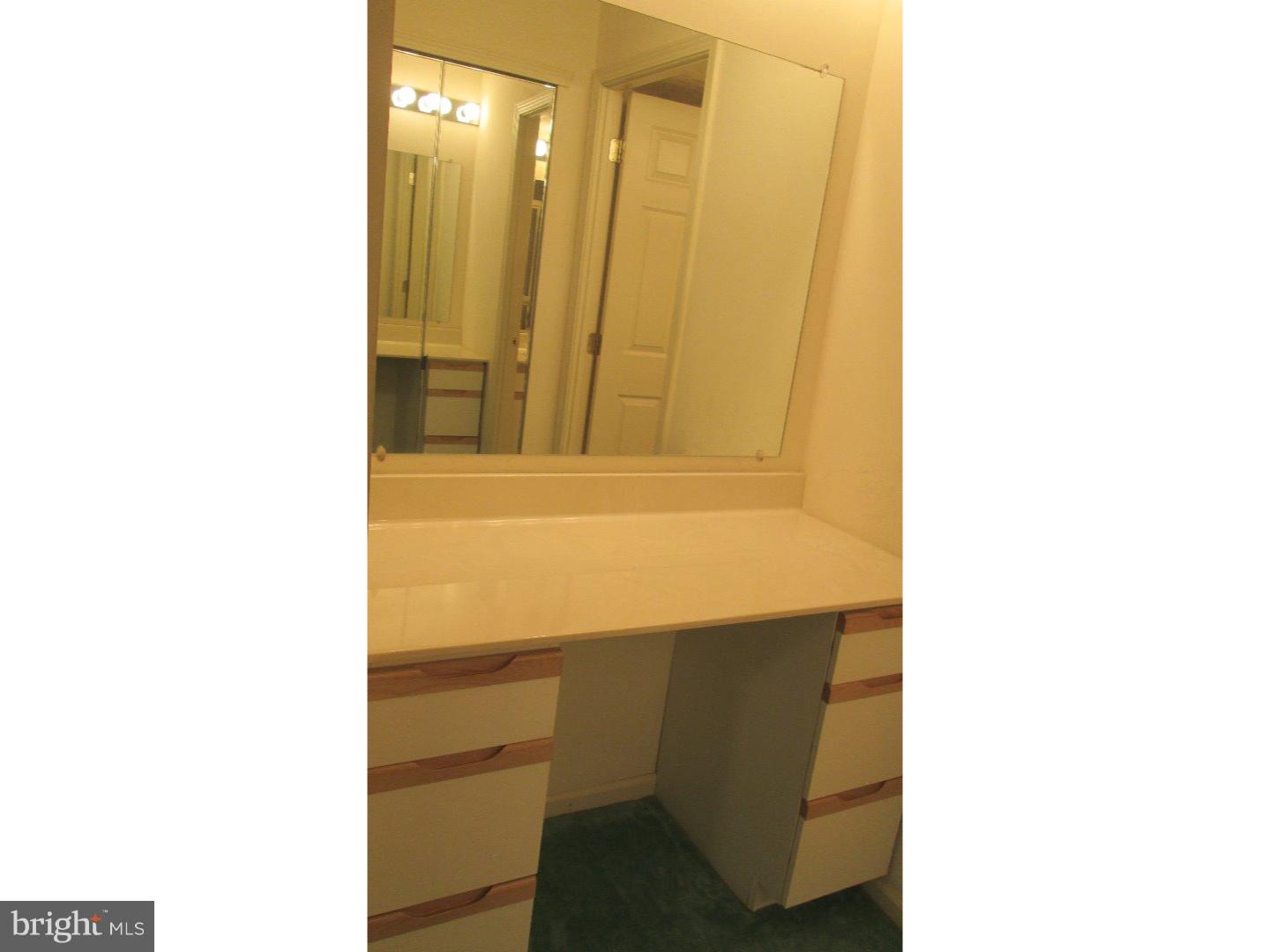 2015 Welsh Road, Unit 71 Philadelphia, PA 19115 - Photo 11 of 22 Bedroom - Main