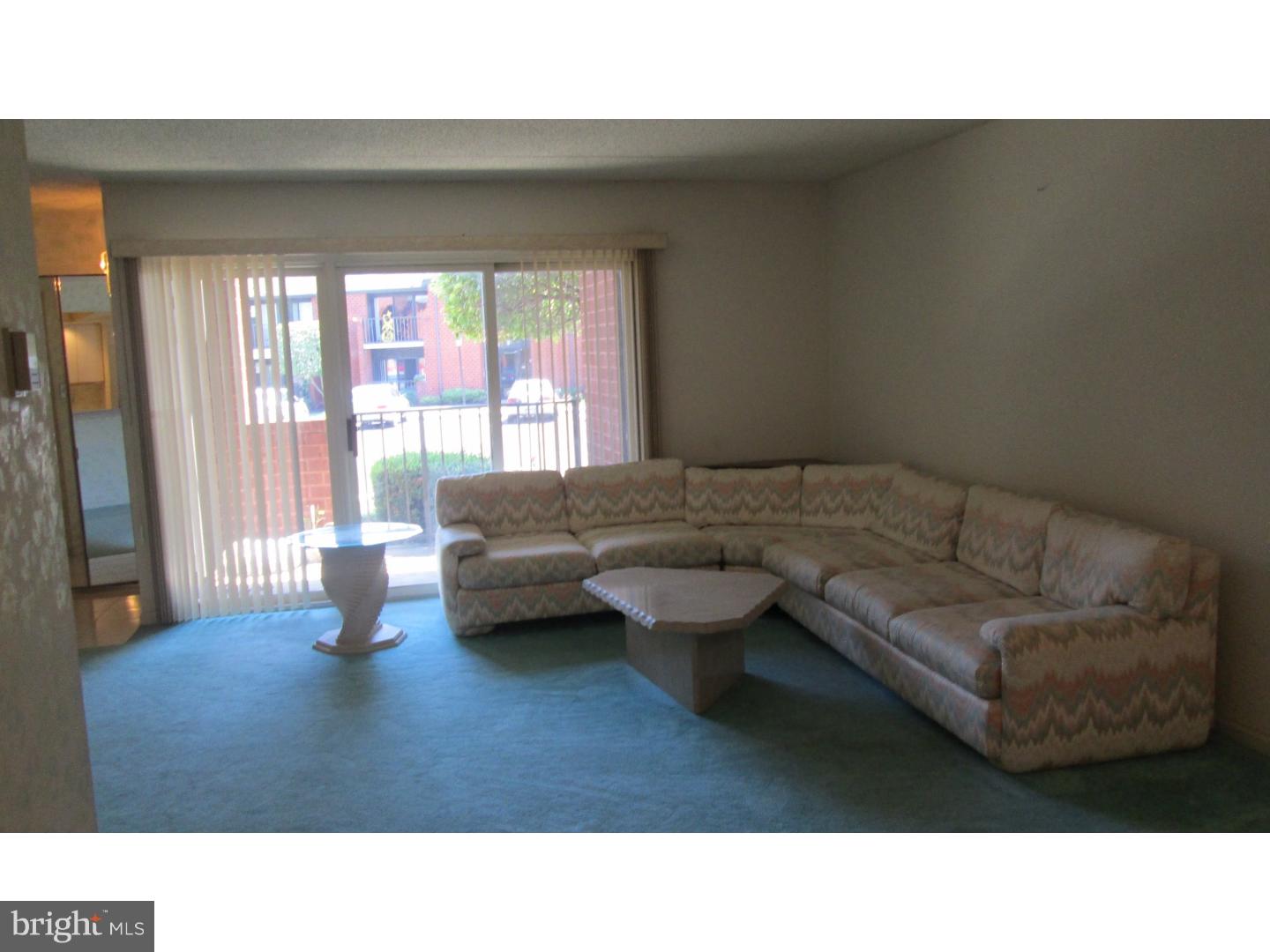 2015 Welsh Road, Unit 71 Philadelphia, PA 19115 - Photo 6 of 22 Living Room