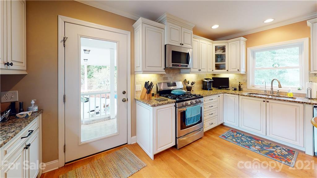 5062 Matthews Simril Road Rock Hill, SC 29732 - Photo 4 of 43 Gallery Image 4