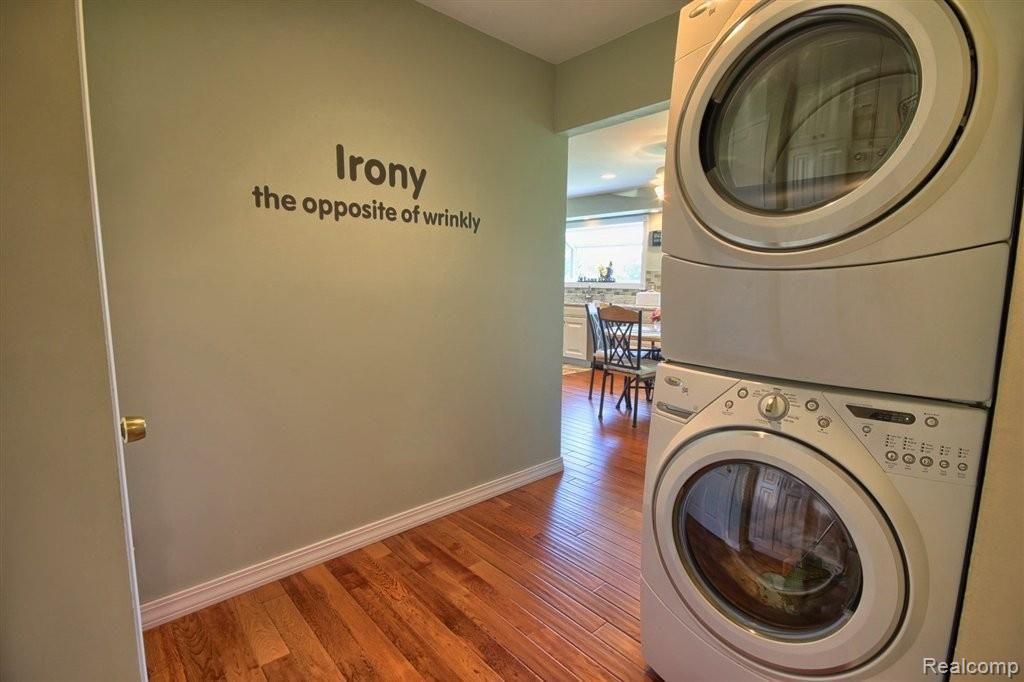 23601 Chapman Road Macomb, MI 48042 - Photo 14 of 25 Laundry Room.jpg