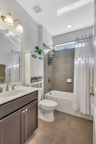 $899,000 | 159 Toscavilla Boulevard, Nokomis, FL 34275